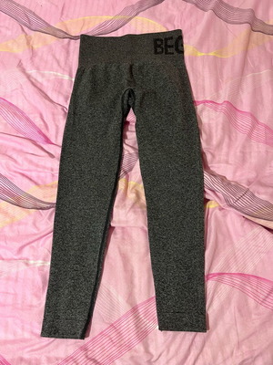 Athletic push up gray leggings Begin size M like new
