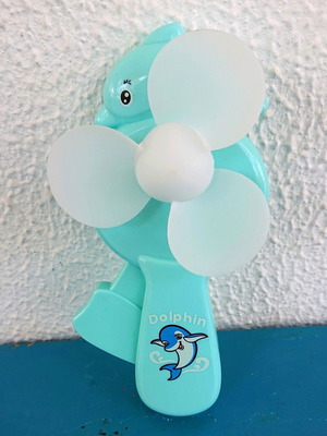 Children's fan like new with 3 blades and manual handle, blue with dolphin design
