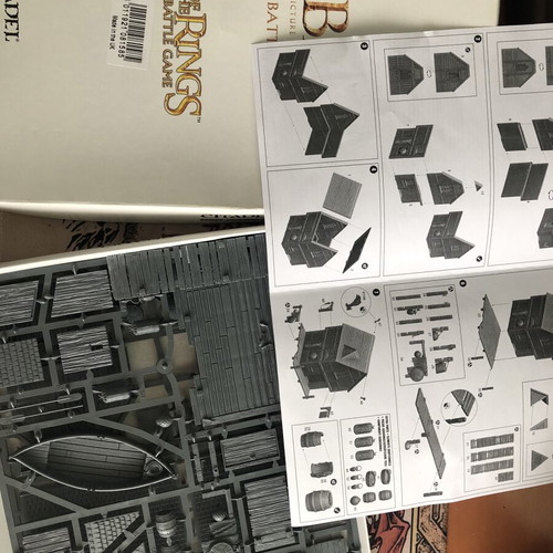 Lake Town House Lord of the Rings new, 28mm scale