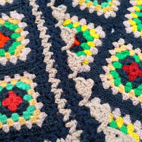 Handmade throw blanket like new with pillow