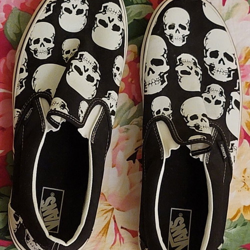 Vans men's shoes with skulls size 46