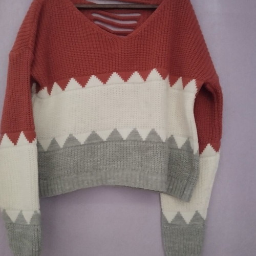 Wool sweater like new, size M