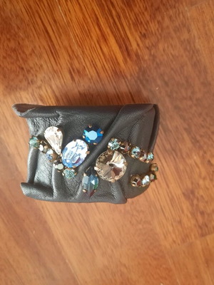 Blue leather bracelet with crystals, new