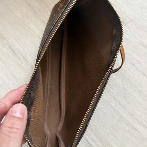 Louis Vuitton Noe inner wristlet bag, brown