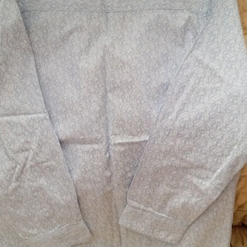 Shirt and sleeveless jacket like new for boys 5-6 years