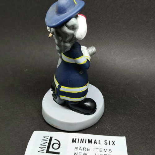 Sylvester Tweety figure used, Warner Bros firemen