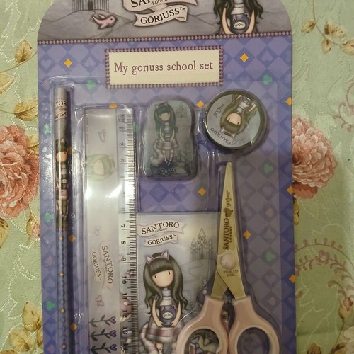 Santoro Gorjuss school set new in packaging