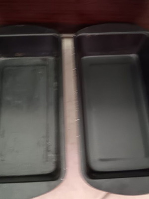 Cake pans used, set of 2 pieces