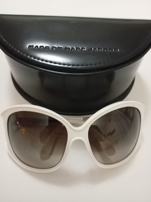 Marc by Marc Jacobs women's sunglasses like new, white frame, brown gradient lenses