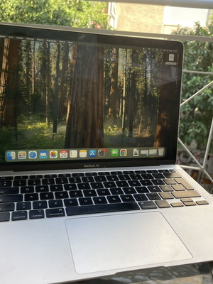 Apple MacBook Air 13 laptop, Intel Core i3, 8GB RAM, 256GB SSD