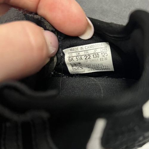 Adidas baby shoes size 22 used, athletic