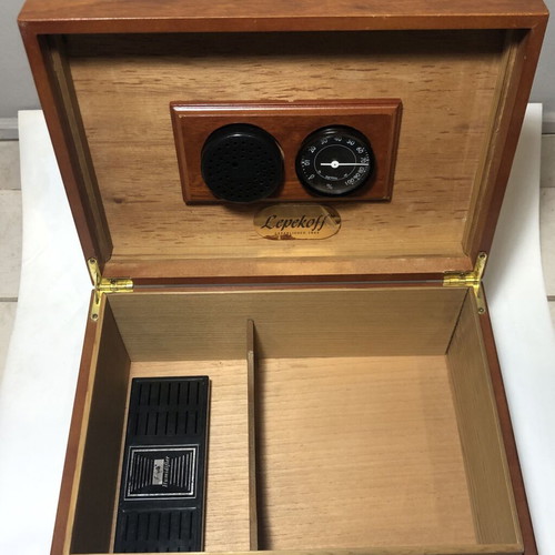 Lepekoff wooden cigar humidifier used, natural wood