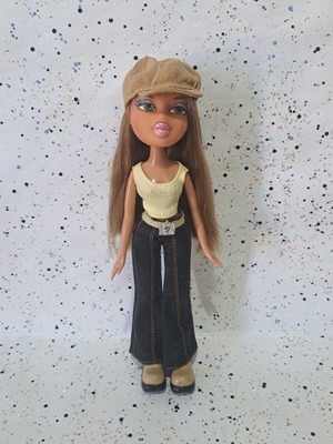 Bratz Funk Out Fianna doll used, rare and discontinued, redressed with flaws