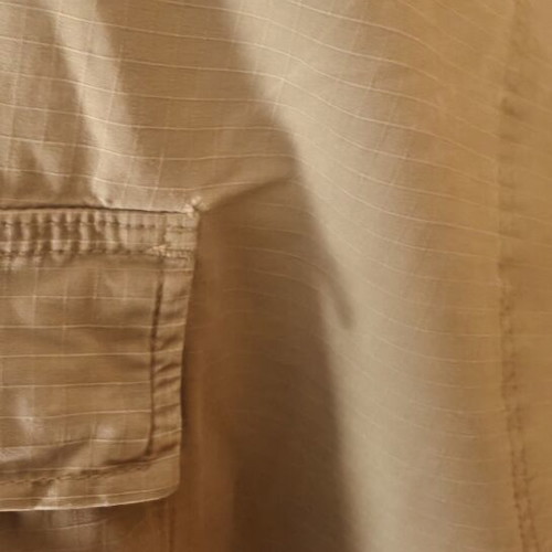 Carhartt WIP Cargo Shorts size 34 like new, beige