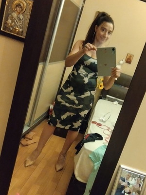 Zara midi dress medium size, like new, green