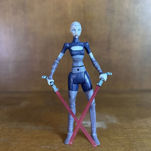Star Wars Asajj Ventress action figure used, 10cm