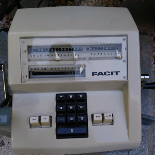 Facit Mod. 1004 calculator like new, made in West Germany 1965
