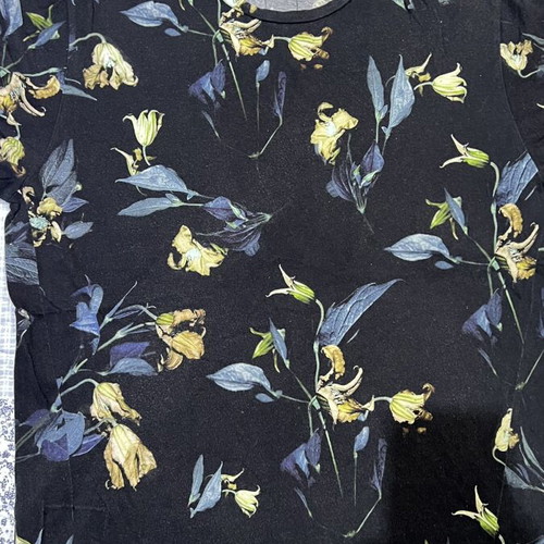 Religion London T-shirt XL like new, dark blue floral