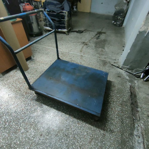 Heavy-Duty Cargo Transport Cart like new, iron platform 80cm-100cm