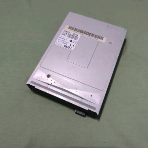 Sony 3.5” internal floppy disk drive MPF920-L used, black without frame