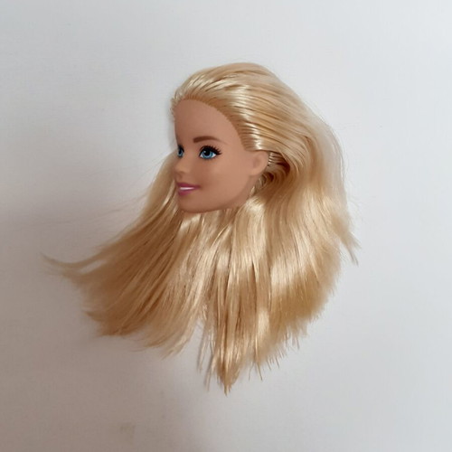 Barbie doll head for ooak rebody, used, very good condition