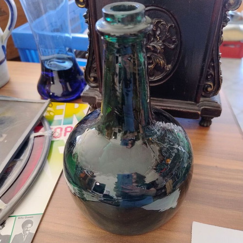 Musical bottle like new with winding mechanism