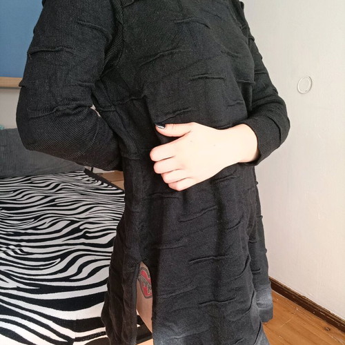 Women's merino wool sweater like new, black