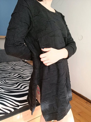Women's merino wool sweater like new, black