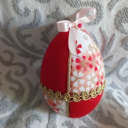 Set of 3 decorative Easter eggs 8 cm, like new, red