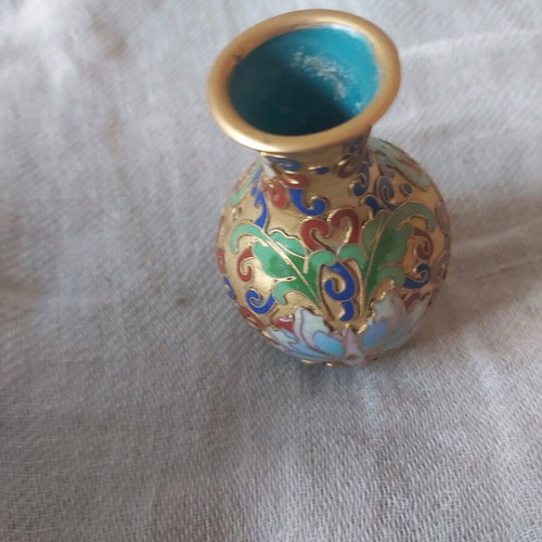 Cloisonne vase used with colorful enamels