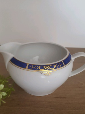 Thun porcelain jug like new, vintage