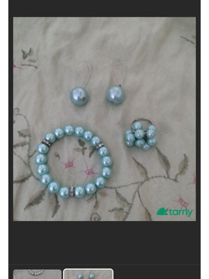 Dora pearl set new, 4 pieces, blue