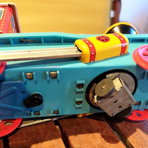 Modern Toys Masudaya Tin Train vintage, made in Japan 1960s, like new, untested