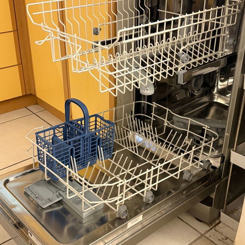 Indesit dishwasher 40cm