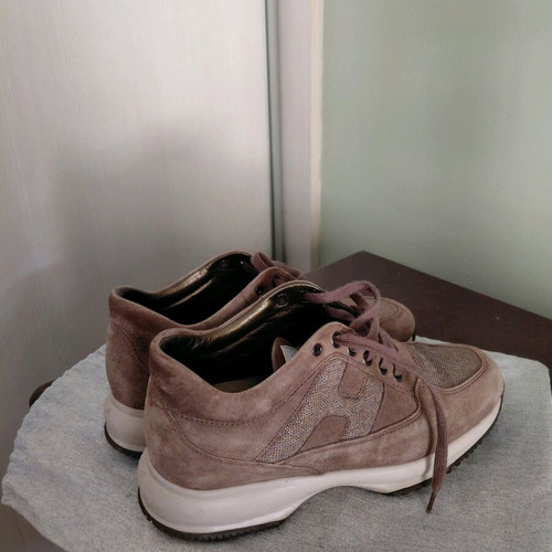 Hogan sneakers like new, taupe suede leather, size 37.5