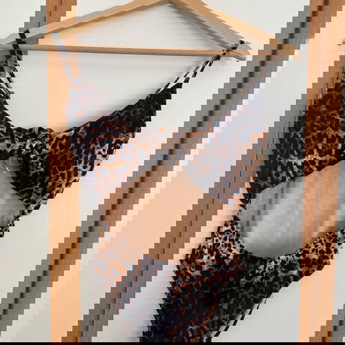 Цял бански RockClub с животински принт, нов, размер Medium