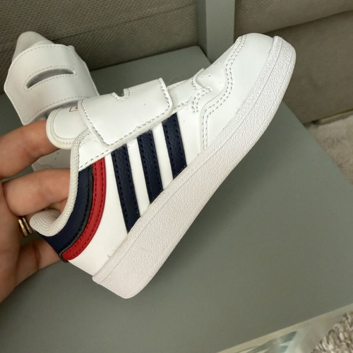 Adidas Hoops 4.0 kids sneakers, white with navy and red