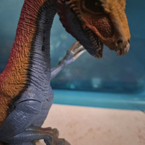 Therizinosaurus Schleich dinosaur figure used