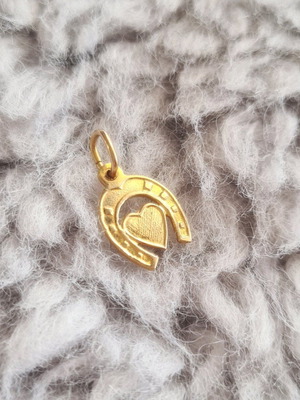Heart Horseshoe Charm Gold 14K Like New Antique