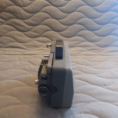 Seibu 8P 8mm projector used with automatic loading
