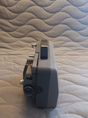 Seibu 8P 8mm projector used with automatic loading