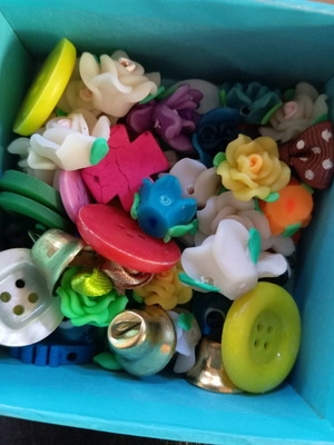 Craft materials like new, with blue box