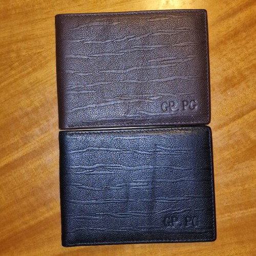 Men's leather wallets like new, black and brown