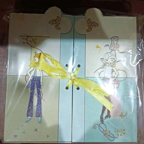 Early 00s diary with lock new in box