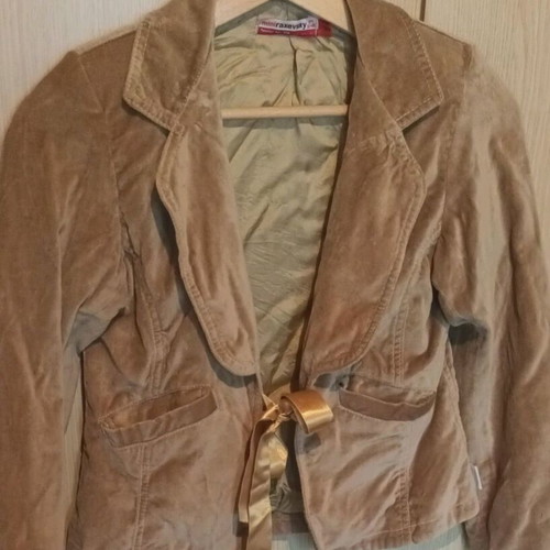 Velvet jacket Mini Raxevsky for 10-year-old girl like new, beige