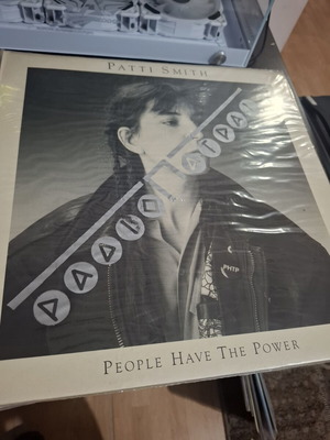 Patti Smith People Have The Power vinyl 1988