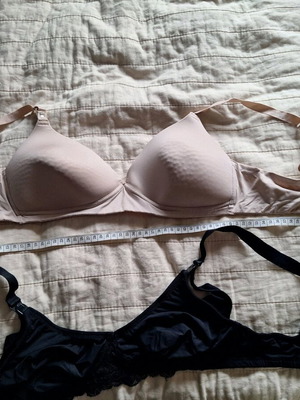 Nursing bras like new, set of 2, black and beige
