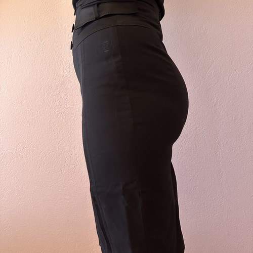 Karen Millen black skirt knee-length like new, size S