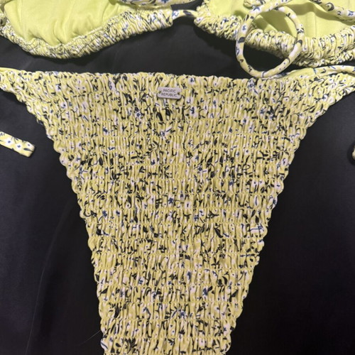 Pull and Bear swimsuit new, green and yellow