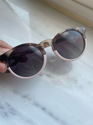 Sunglasses like new